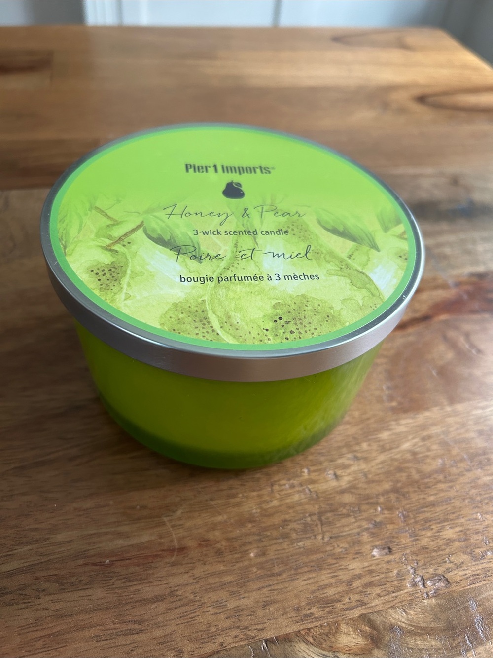 NWT Pier 1 Imports Honey & Pear 3-wick Scented Candle
